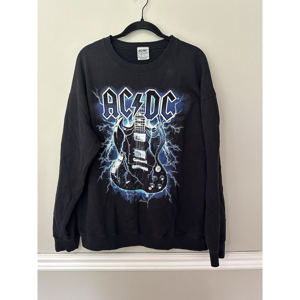 Rare 2017 Official Licensed Men's AC/DC World Tour 88 Sweatshirt Crew Neck